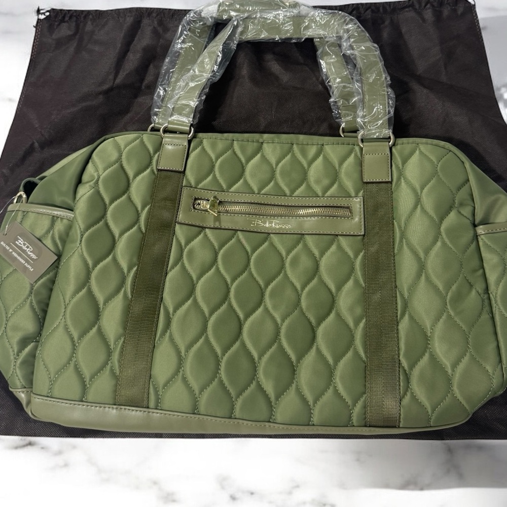 NWT Bella Russo quilted weekender bag